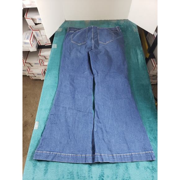 Torrid Jeans Size 18 Womens Blue Elastic Waist Stretch Wide Leg A Line Flare - Picture 11 of 12